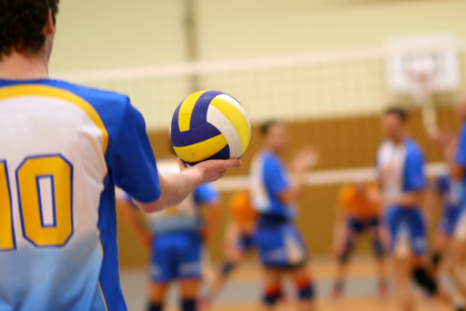 Alfredo Moreira Filho destaca no voleibol o poder do trabalho em equipe como inspiração para a liderança e o sucesso coletivo.