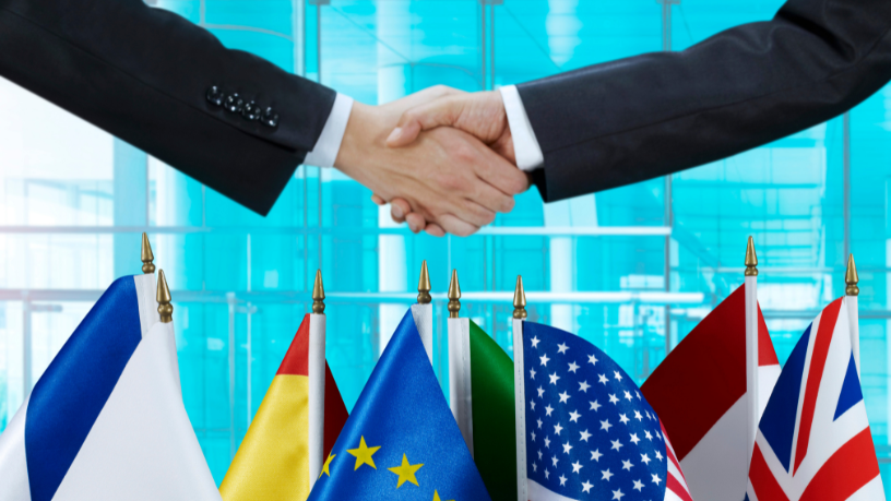 Paulo Roberto Gomes Fernandes analisa como a abertura do mercado internacional, em meados da década de 2010, criou novas perspectivas estratégicas para a expansão da Liderroll.