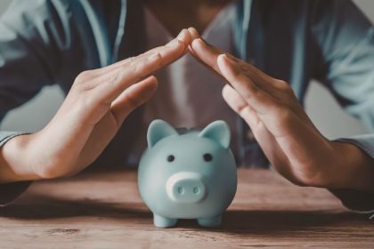 Educação financeira como base para decisões mais conscientes e sustentáveis na vida moderna