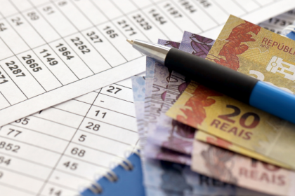 Selic em 14,25% ao ano: o que a inflação fora da meta significa para o bolso do brasileiro